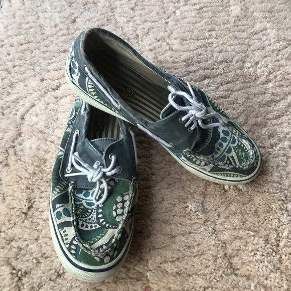 Patterned sperry’s - Picture 3 of 8